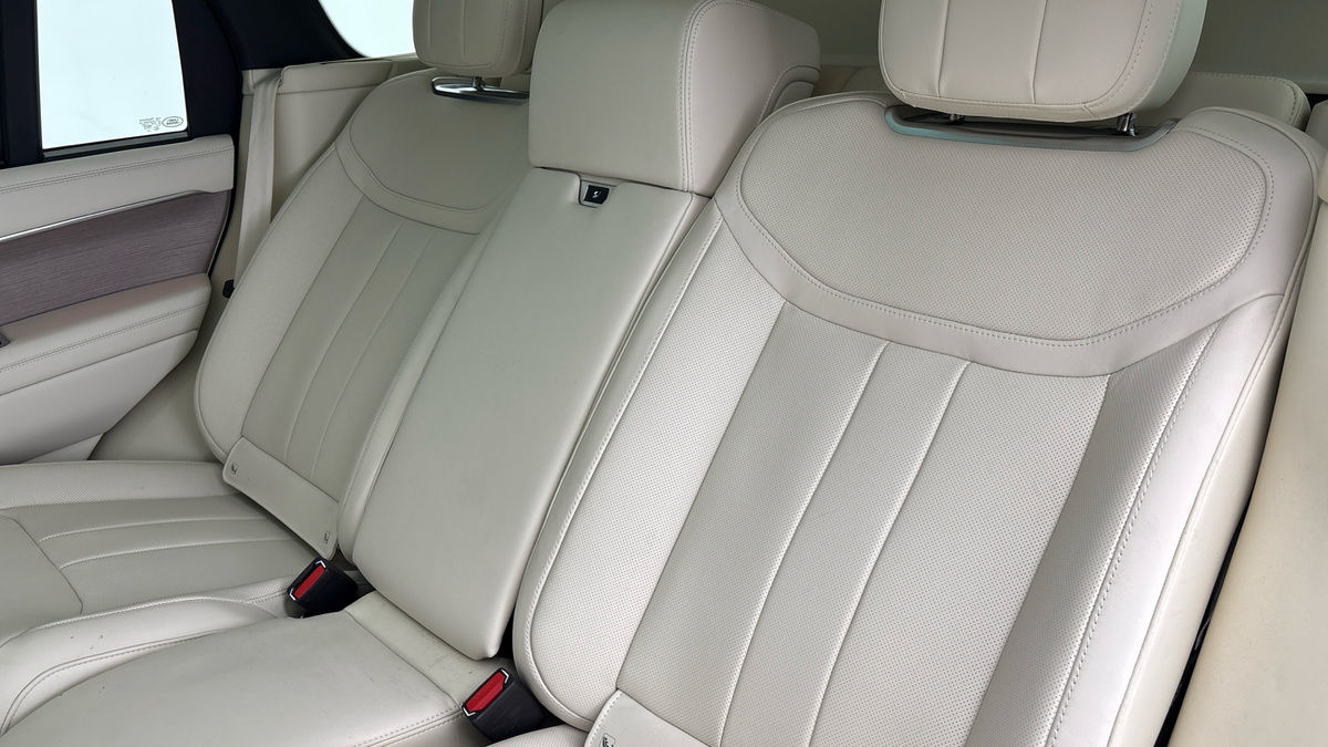 Land Rover Range Rover Image 8