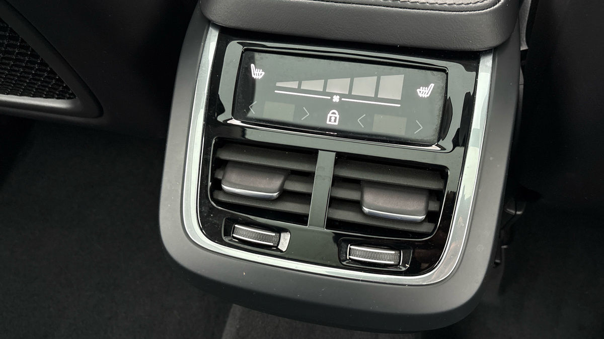 Volvo XC90 Image 29