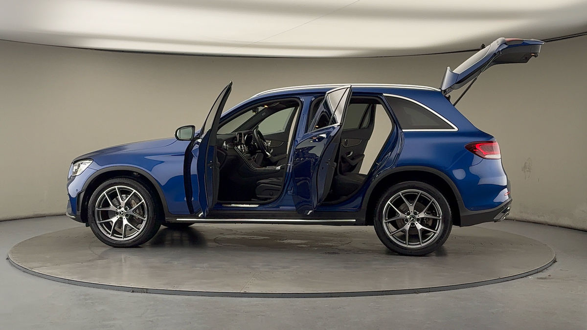 More views of Mercedes-Benz GLC