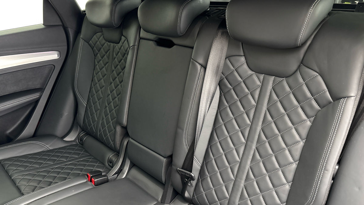 Audi SQ5 Image 8