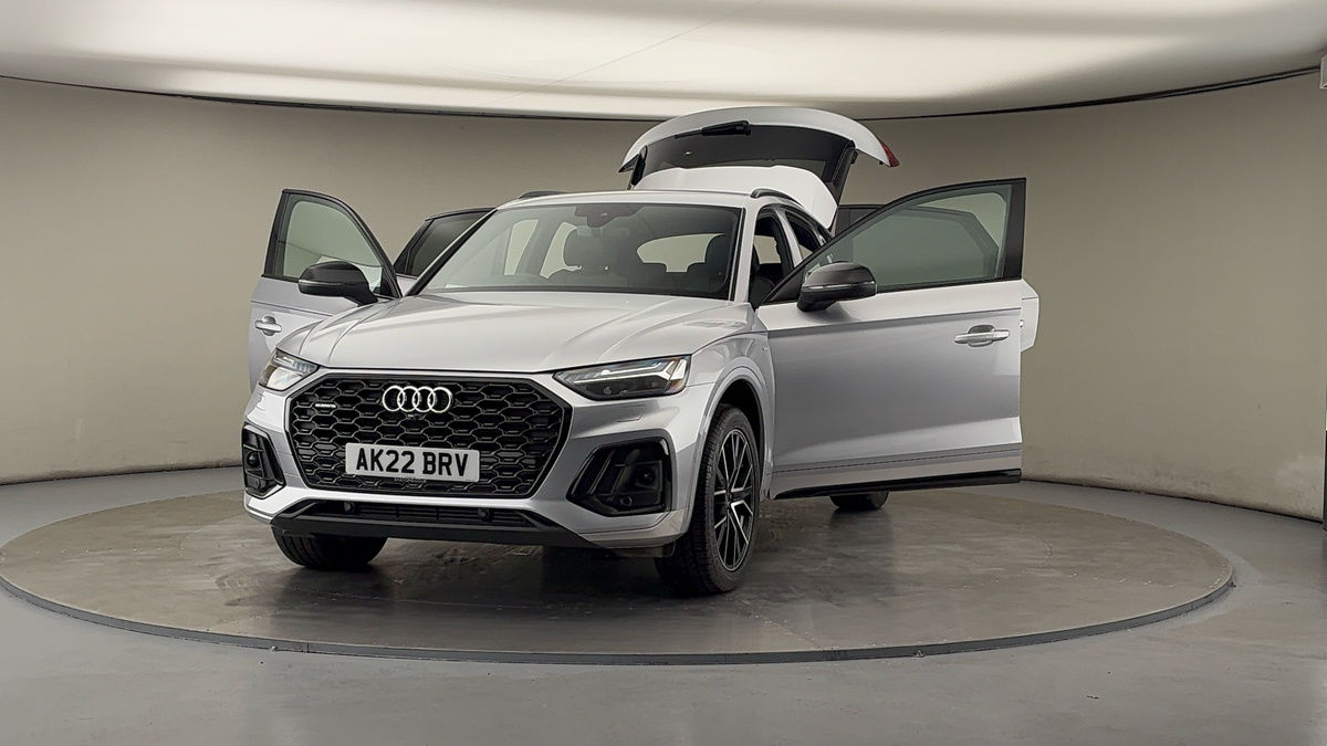 More views of Audi Q5