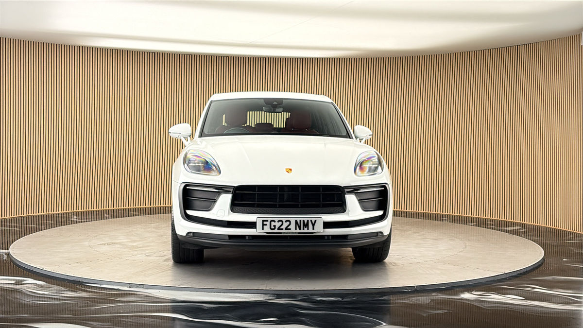 More views of Porsche Macan