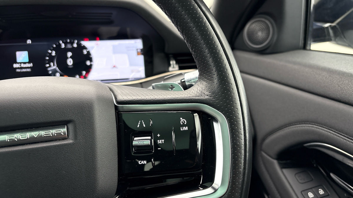 Land Rover Range Rover Evoque Image 14