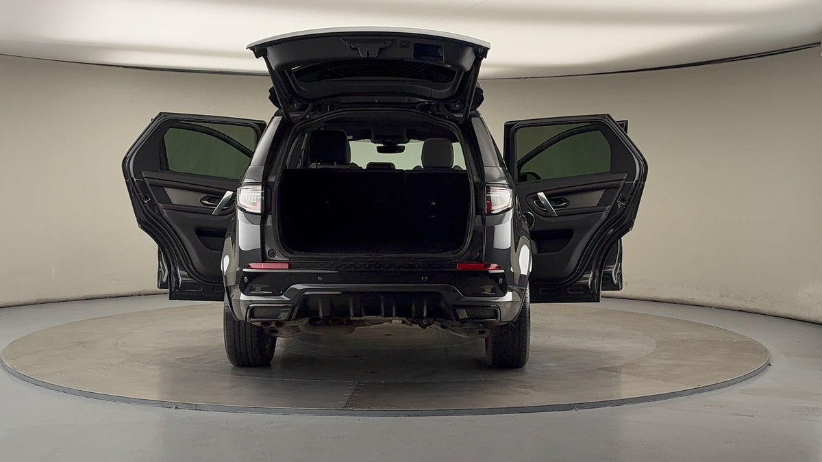 More views of Land Rover Discovery Sport