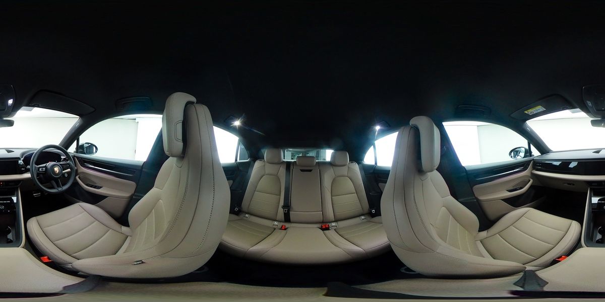 More views of Porsche Macan