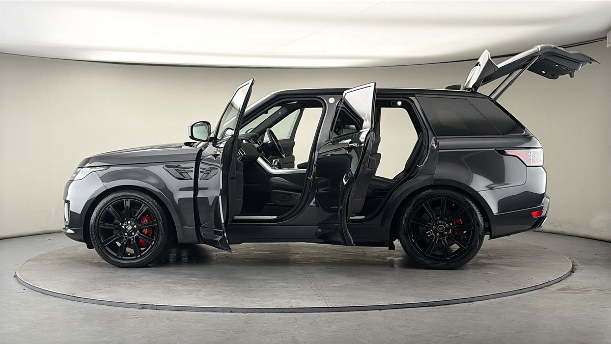 More views of Land Rover Range Rover Sport