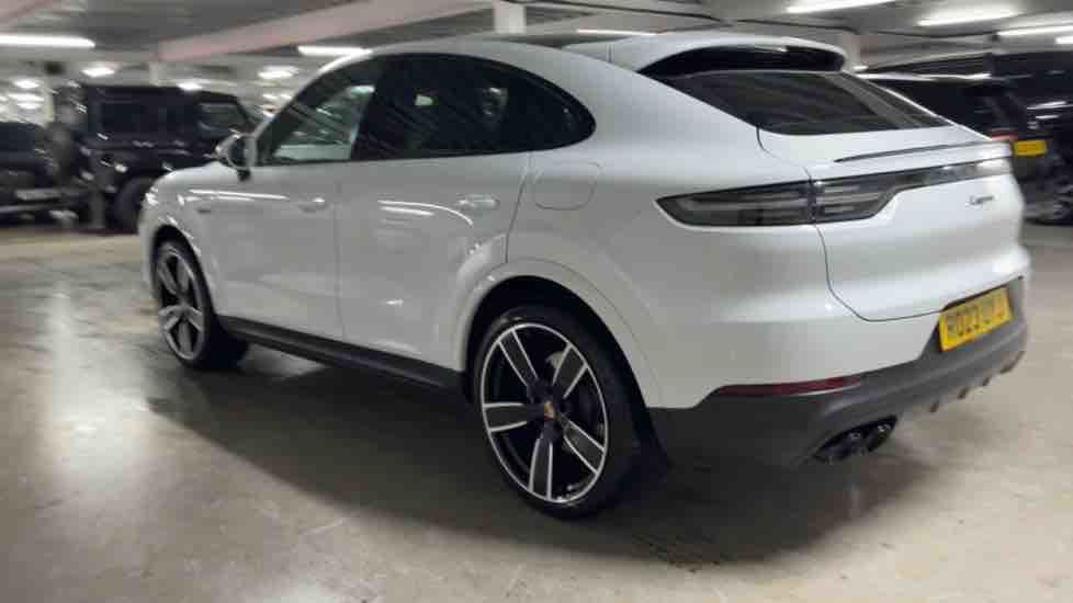More views of Porsche Cayenne