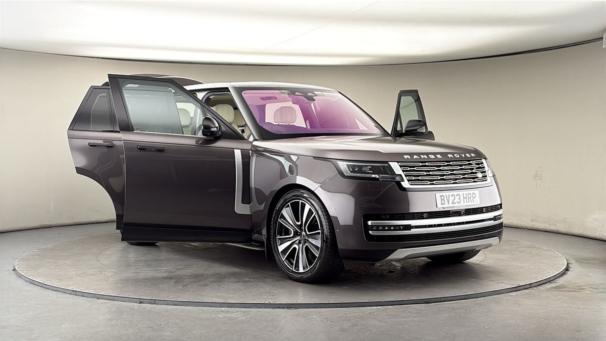 More views of Land Rover Range Rover