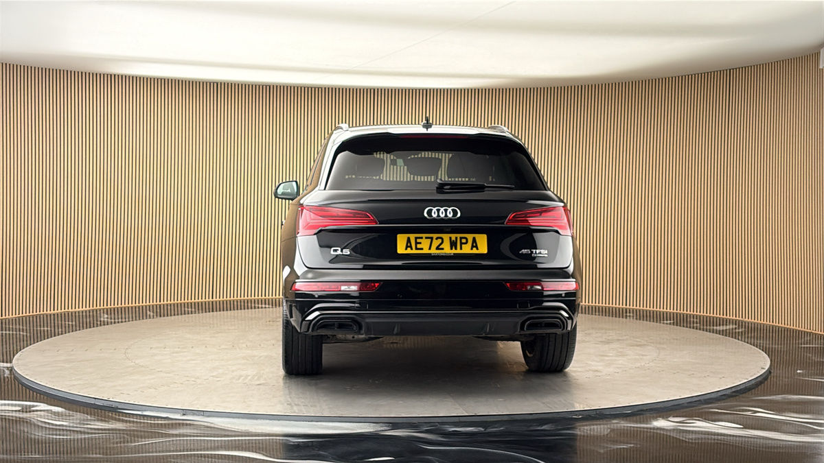 More views of Audi Q5