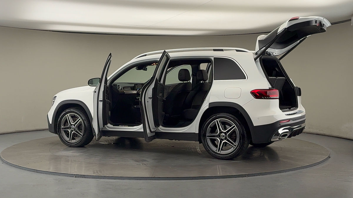 More views of Mercedes-Benz GLB