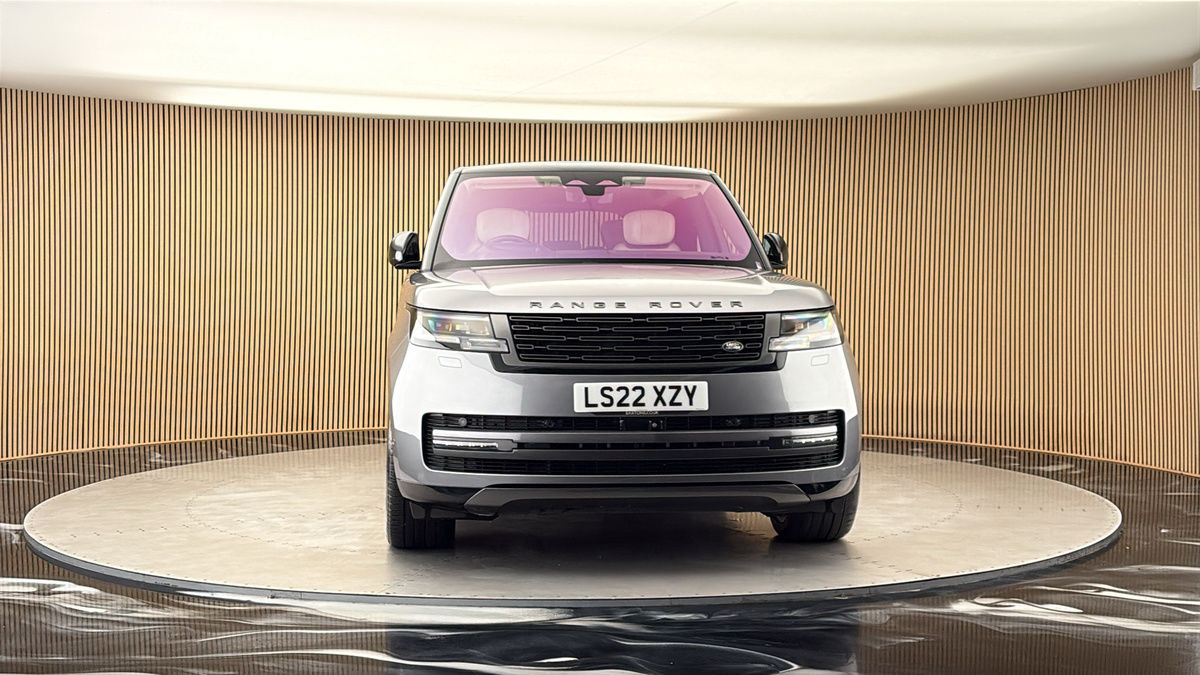 More views of Land Rover Range Rover