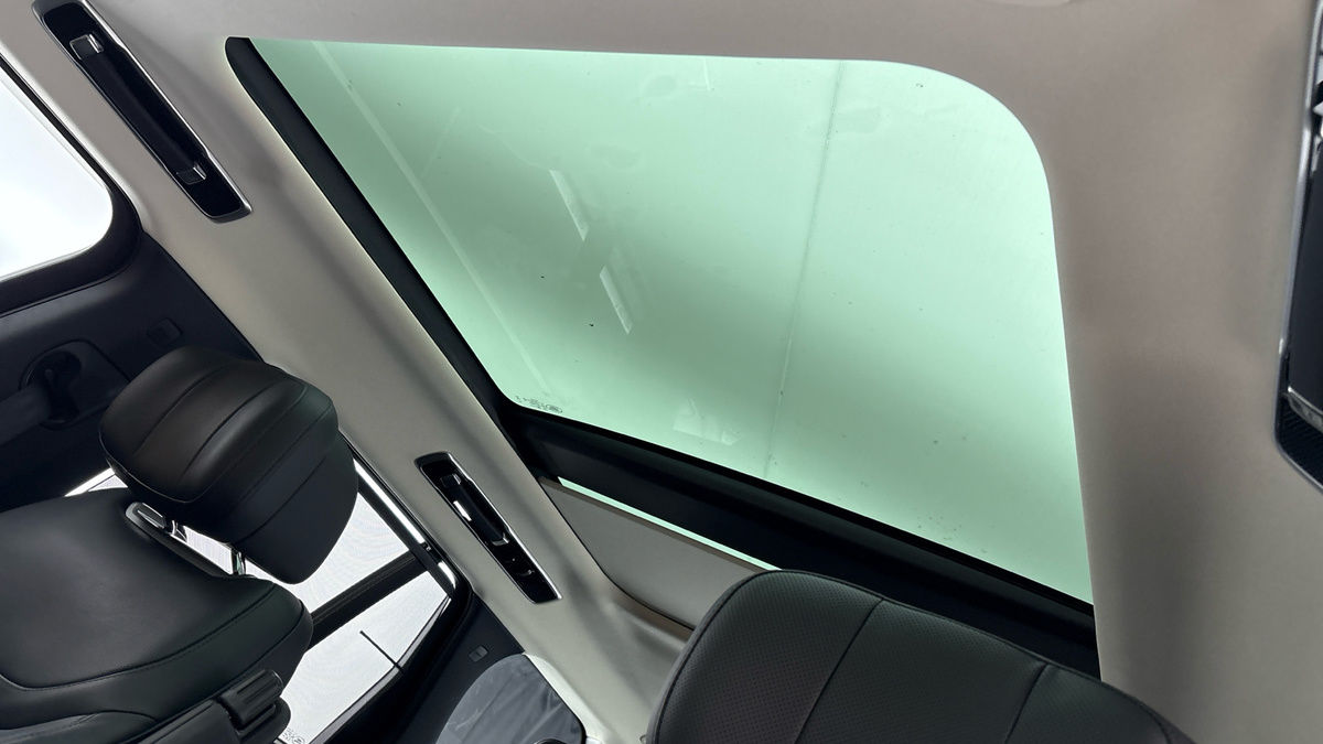 Land Rover Range Rover Image 6