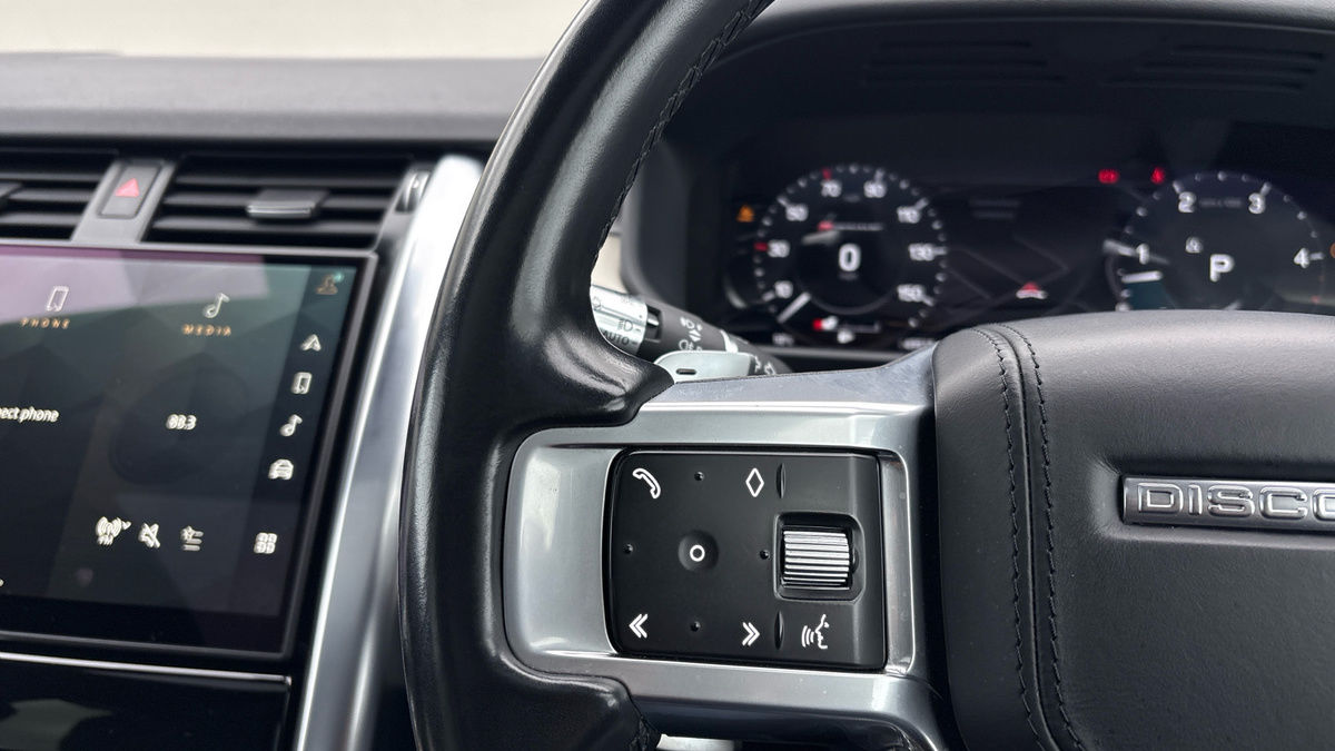 Land Rover Discovery Image 13