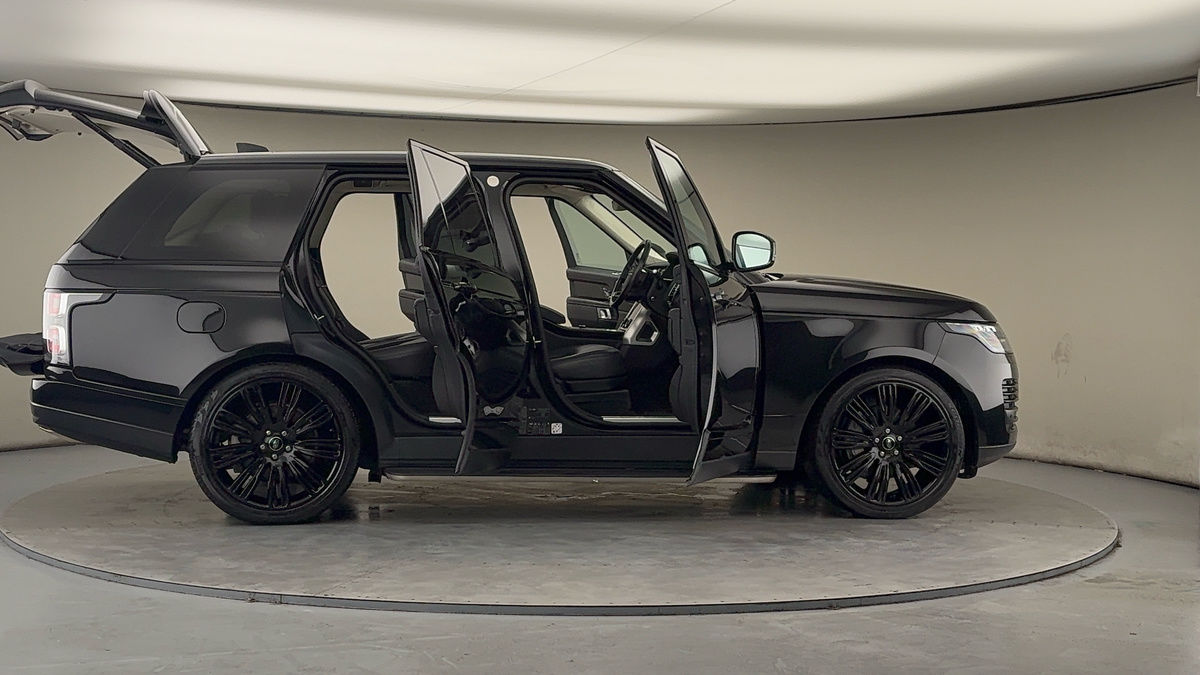 More views of Land Rover Range Rover