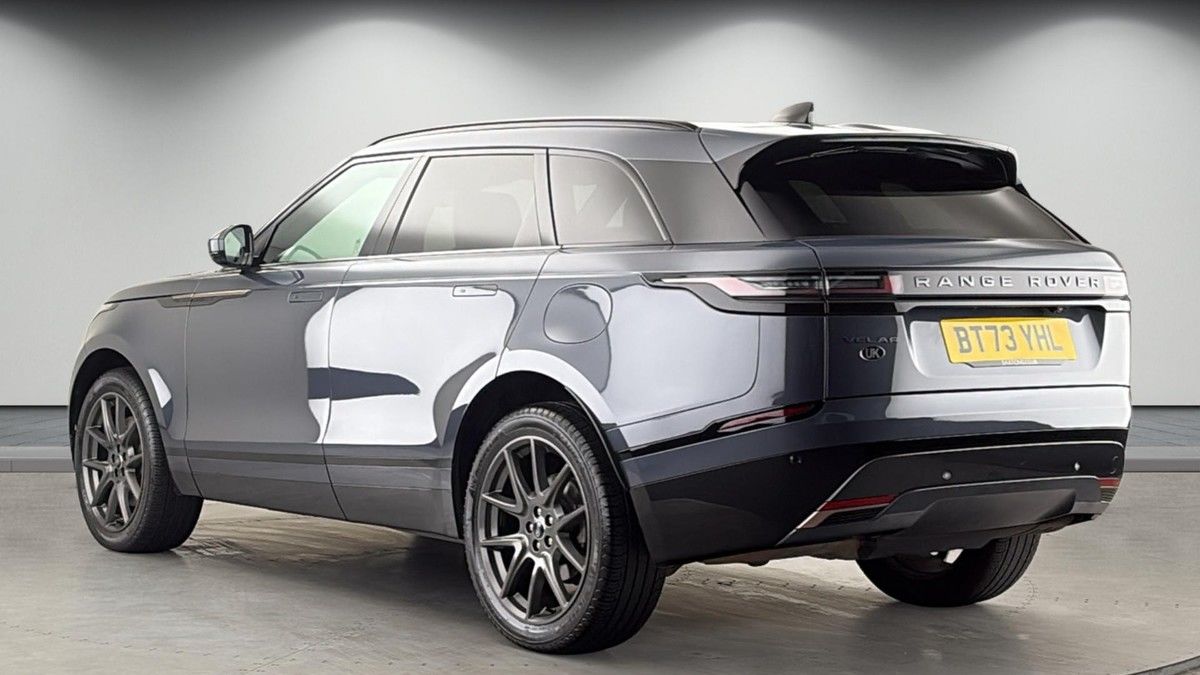 Land Rover Range Rover Velar Image 2