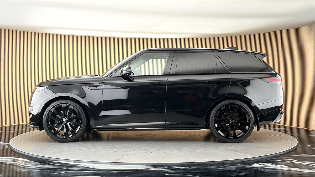 Land Rover Range Rover Sport Image 15