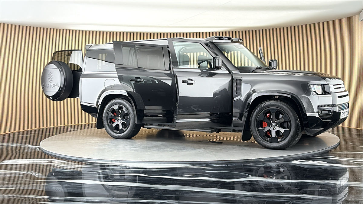 More views of Land Rover Defender 130