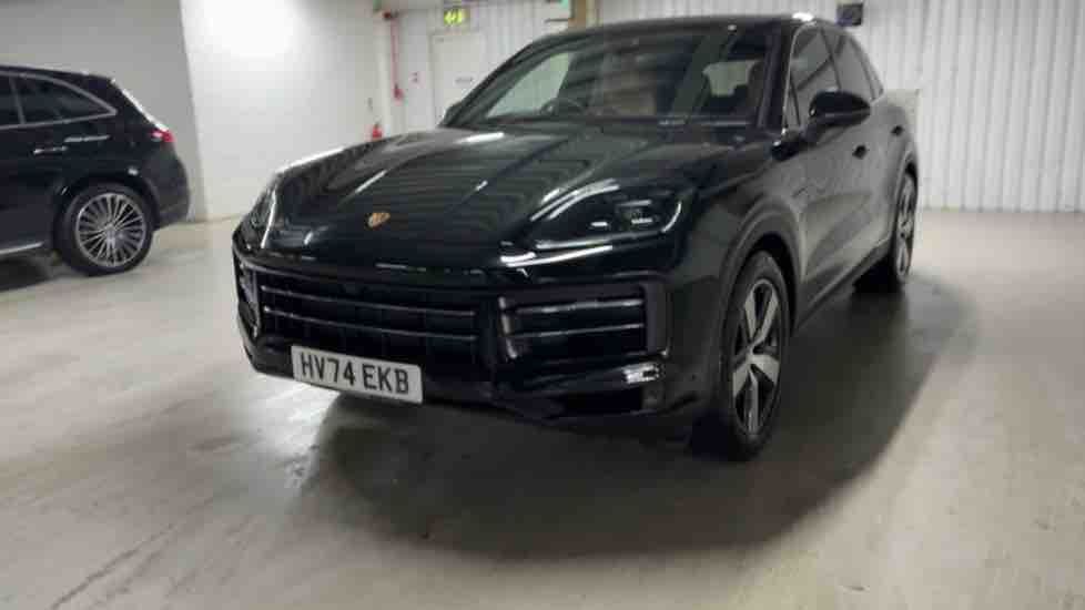More views of Porsche Cayenne