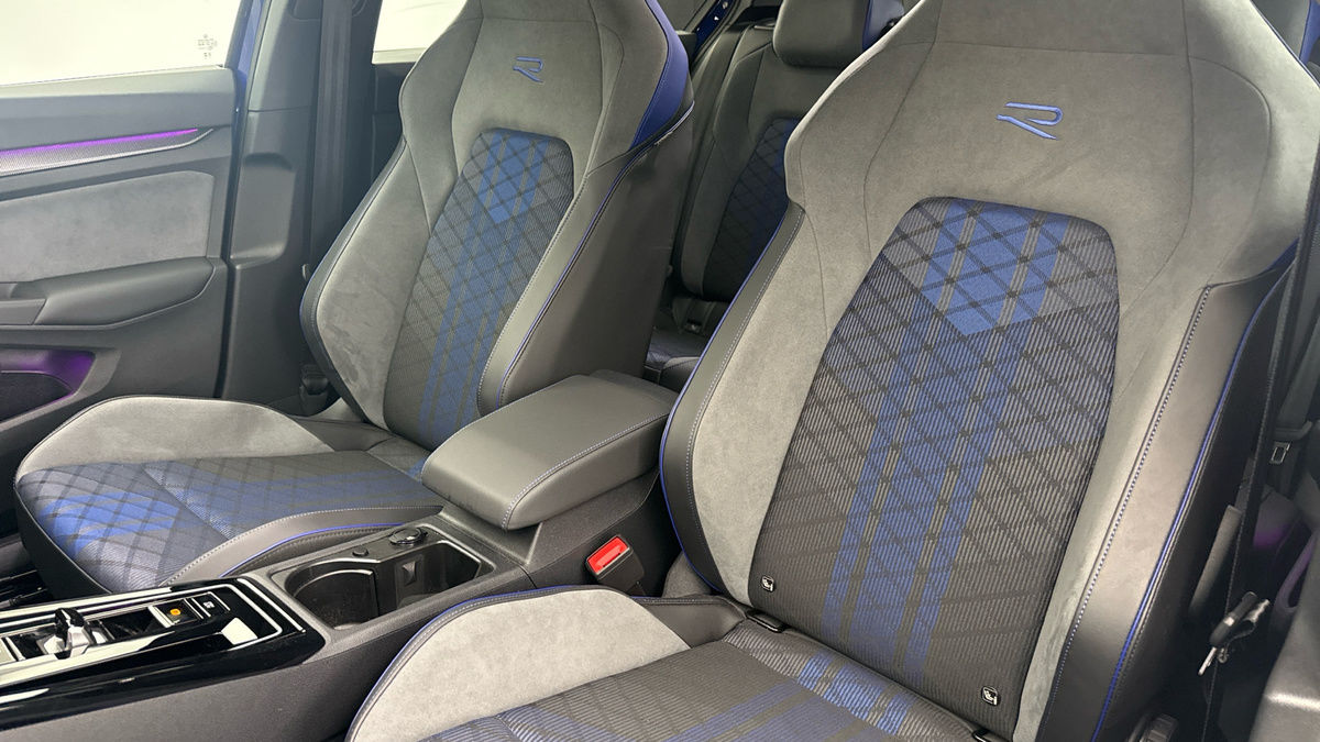 Volkswagen Golf Image 7