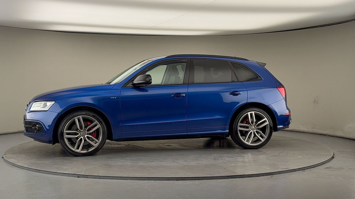 More views of Audi SQ5
