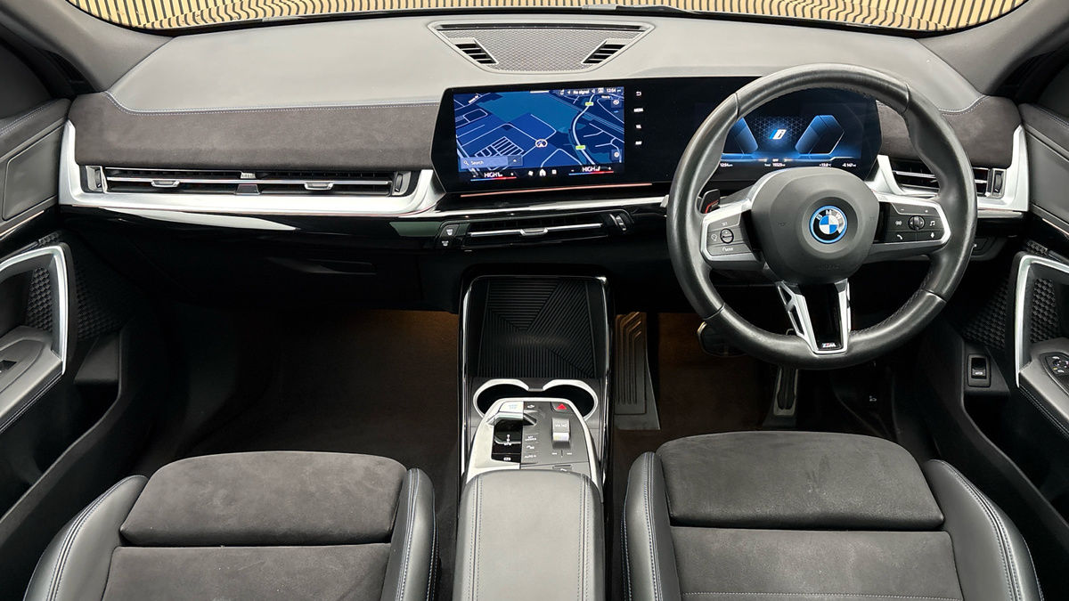 BMW iX2 Image 12