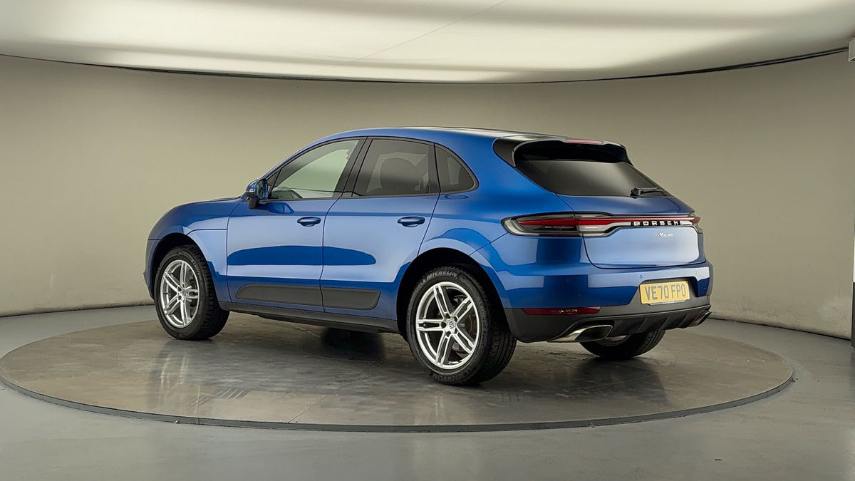 More views of Porsche Macan