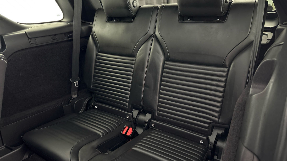 Land Rover Discovery Image 25