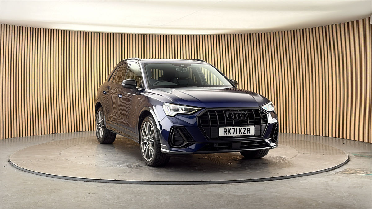 More views of Audi Q3