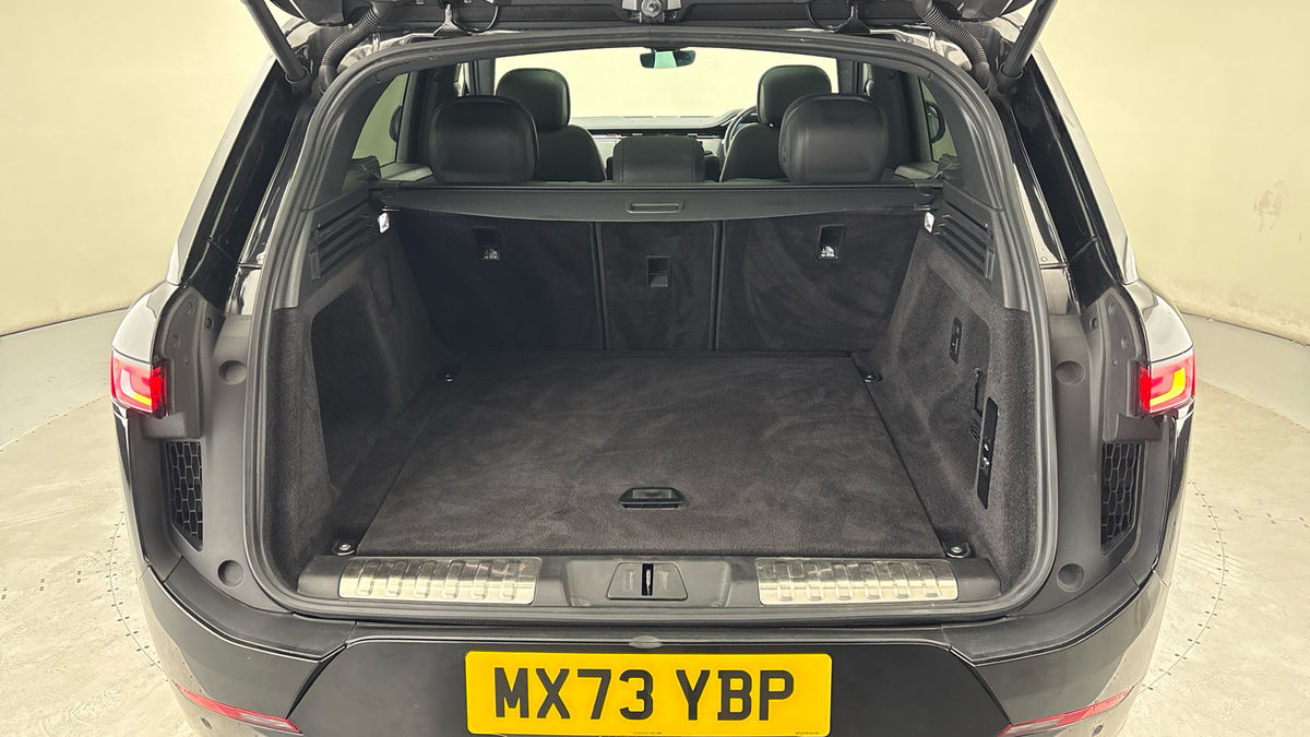 Land Rover Range Rover Sport Image 11