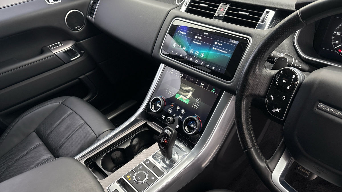 Land Rover Range Rover Sport Image 18