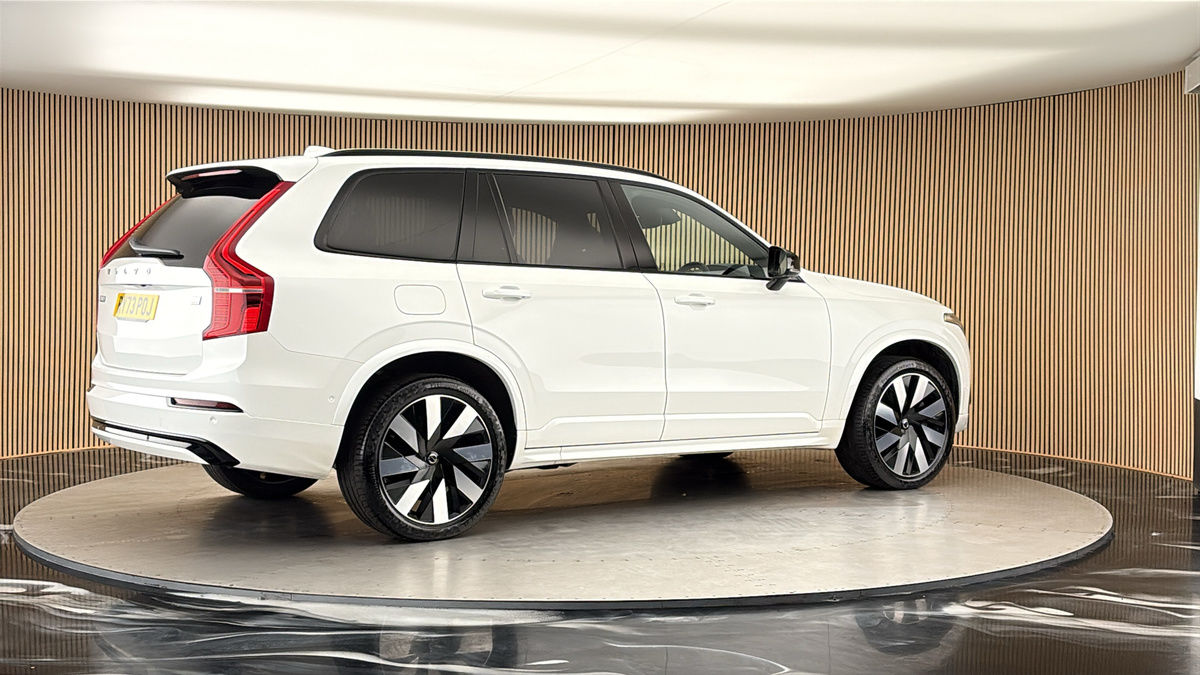 More views of Volvo XC90