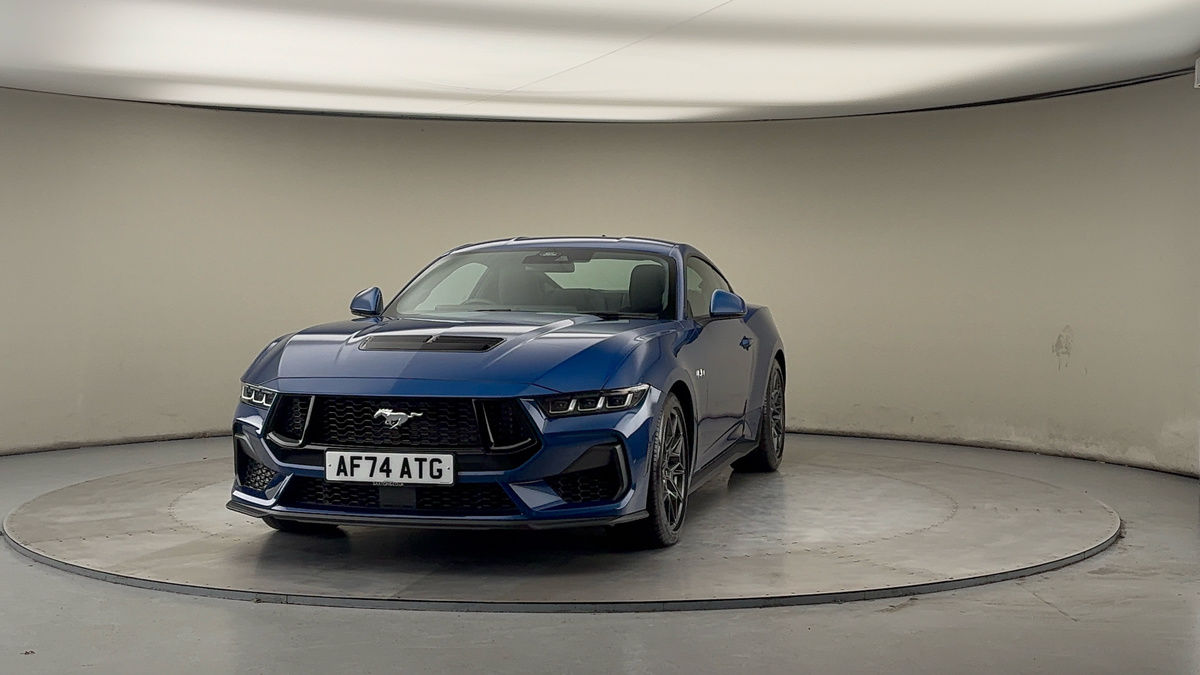 More views of Ford Mustang