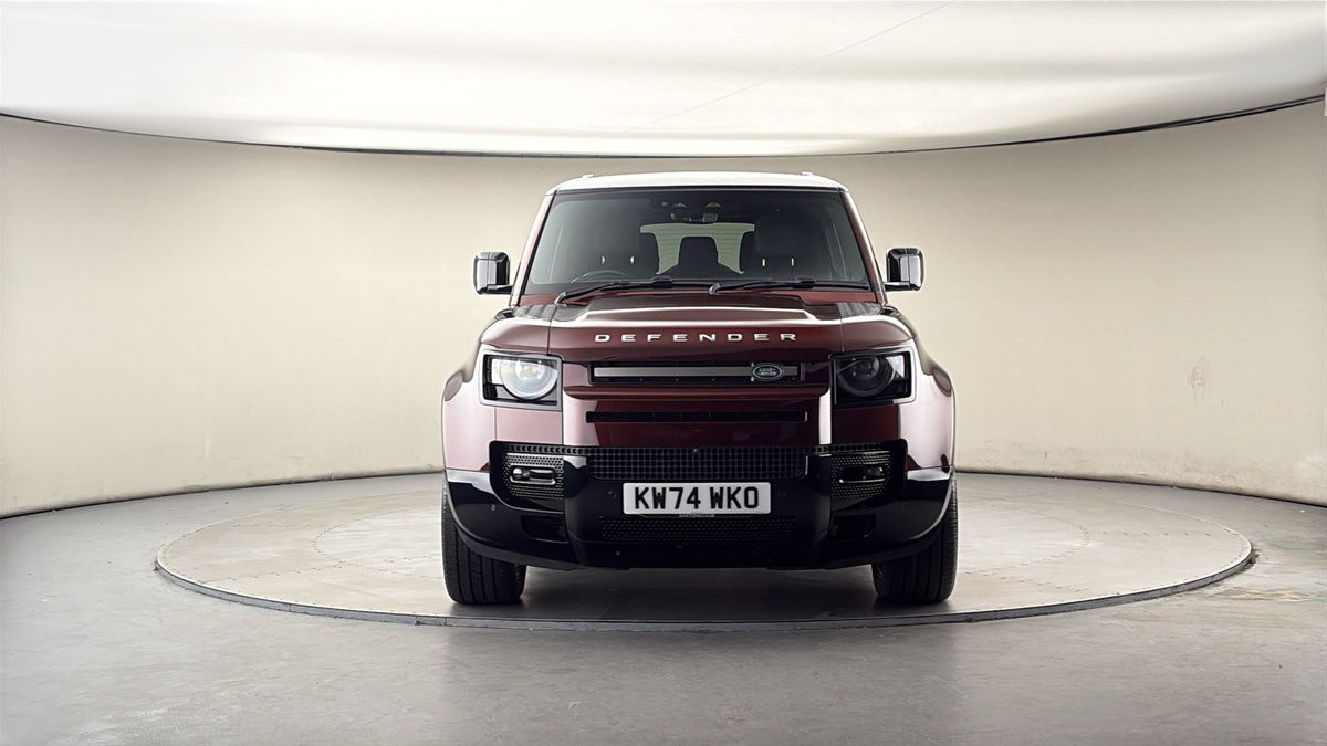 Land Rover Defender 130 Image 3