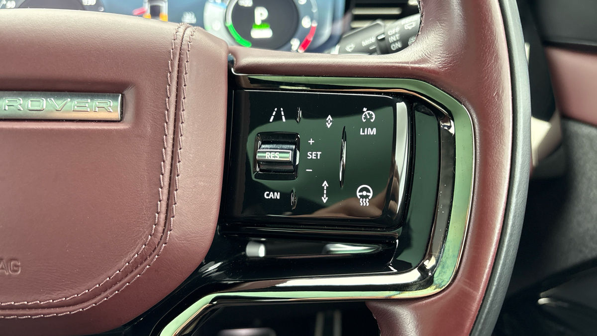 Land Rover Range Rover Sport Image 14