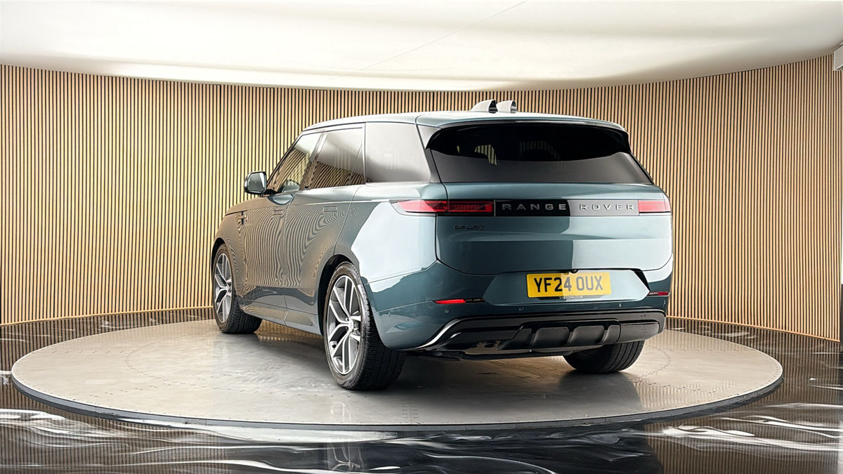 More views of Land Rover Range Rover Sport