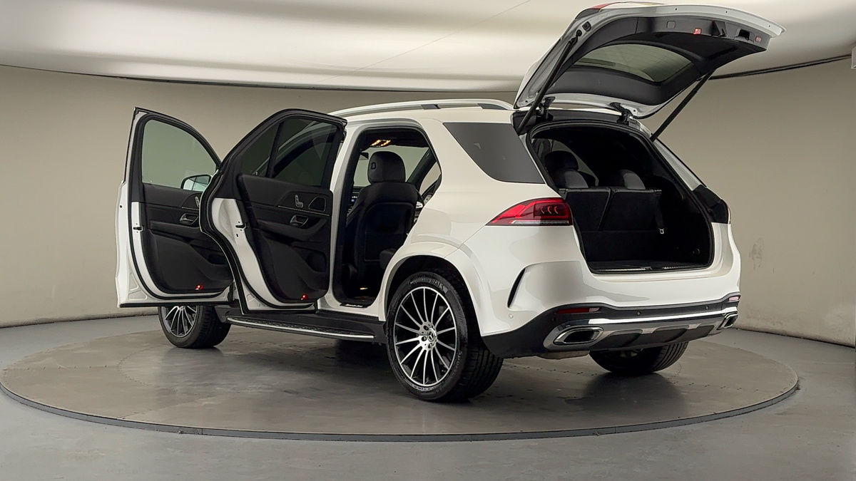 More views of Mercedes-Benz GLE