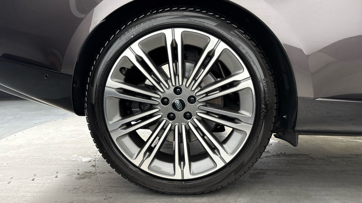 Land Rover Range Rover Image 10