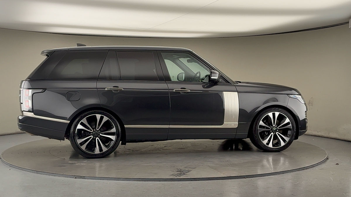 More views of Land Rover Range Rover