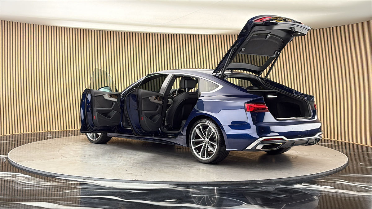 More views of Audi A5
