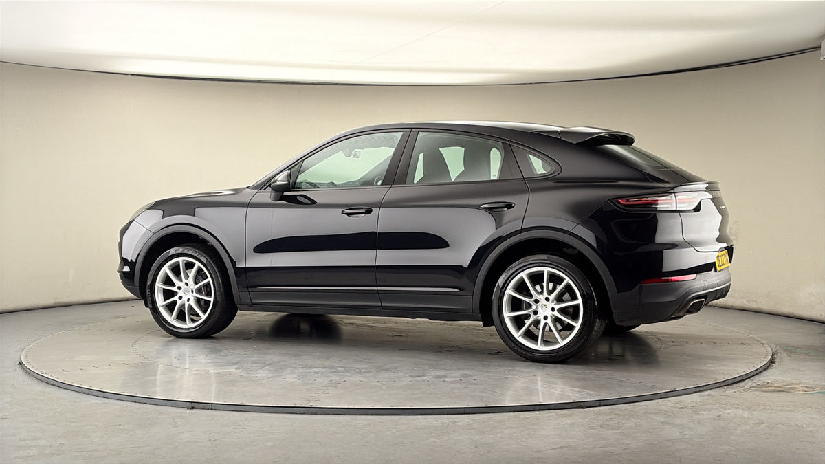 More views of Porsche Cayenne