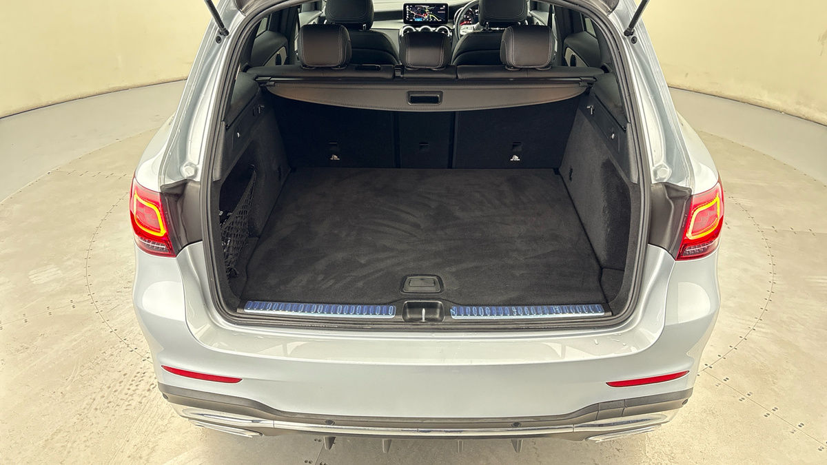 Mercedes-Benz GLC Image 11