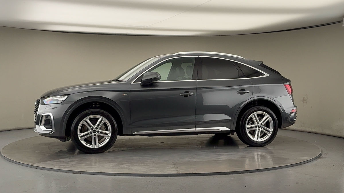 More views of Audi Q5