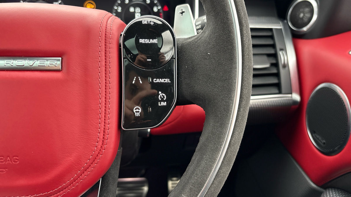 Land Rover Range Rover Sport Image 14