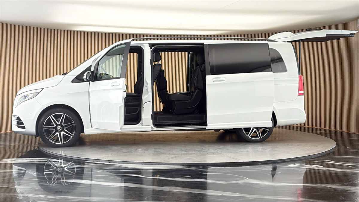 More views of Mercedes-Benz V Class