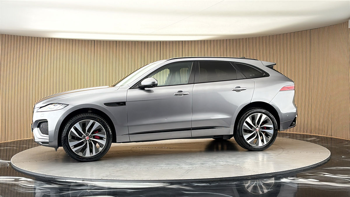 More views of Jaguar F-PACE