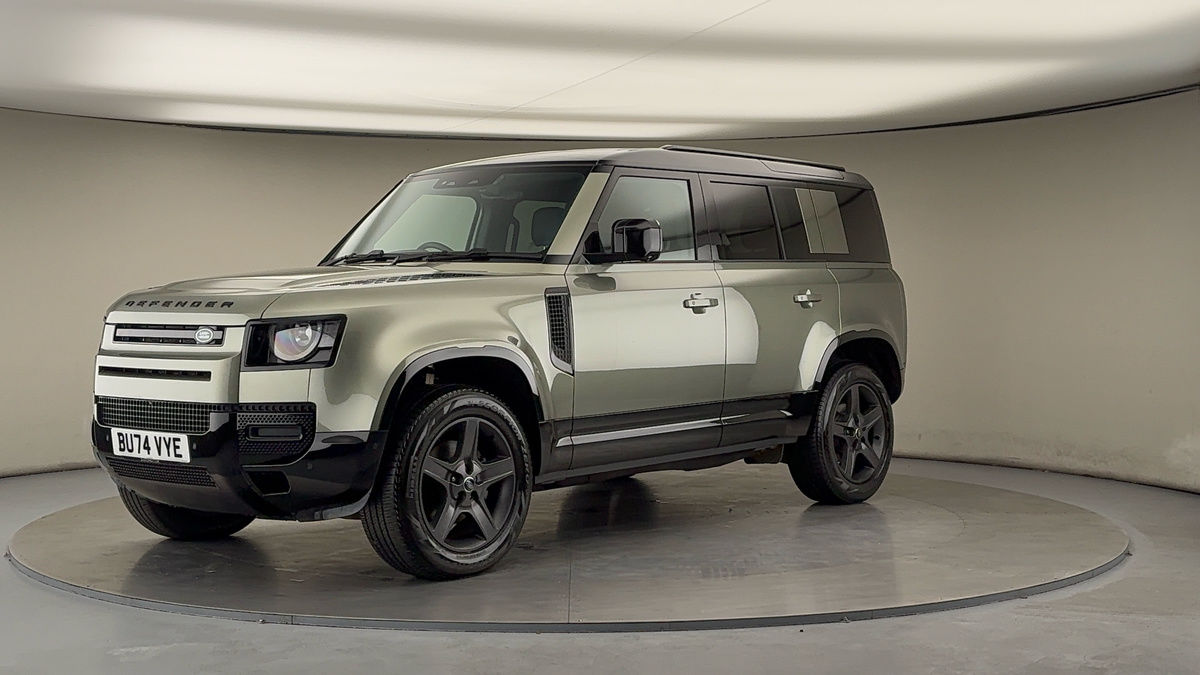 Land Rover Defender 110 Image 20