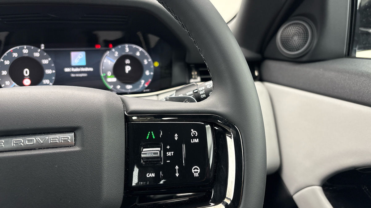 Land Rover Range Rover Evoque Image 14