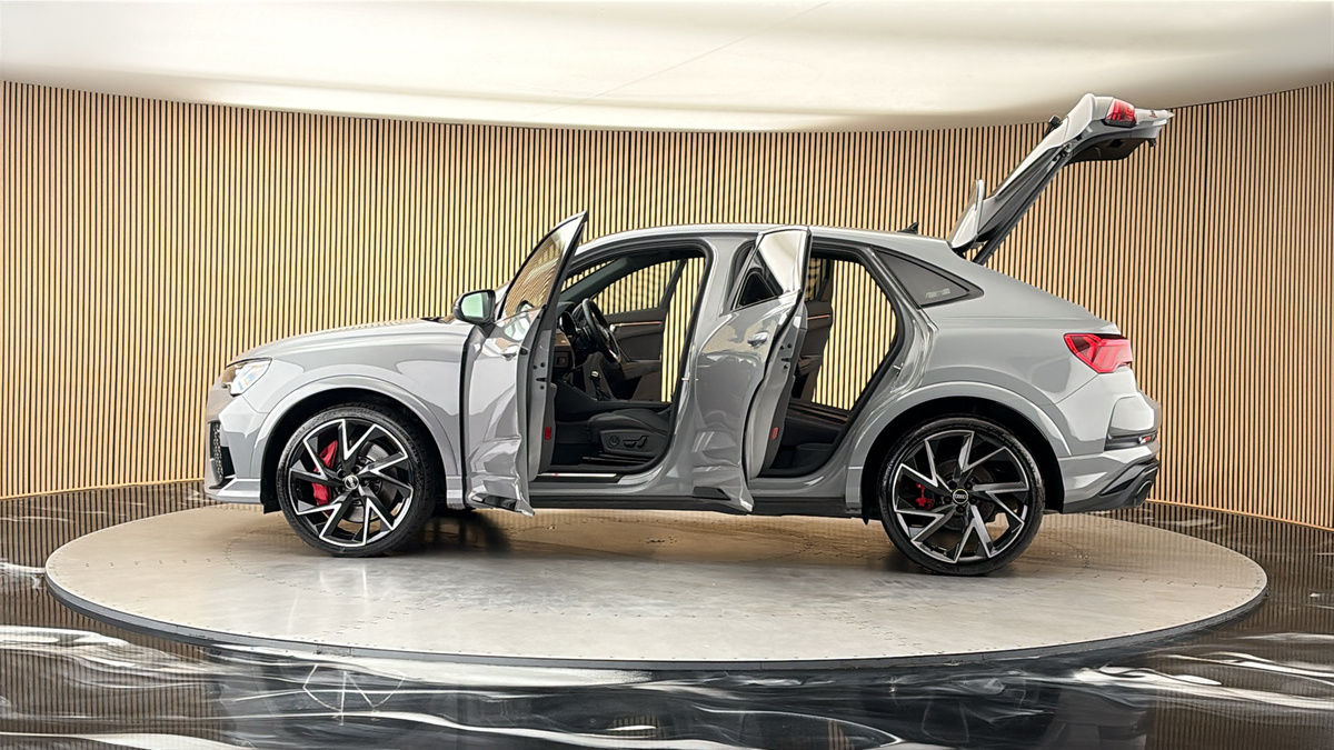 More views of Audi RS Q3