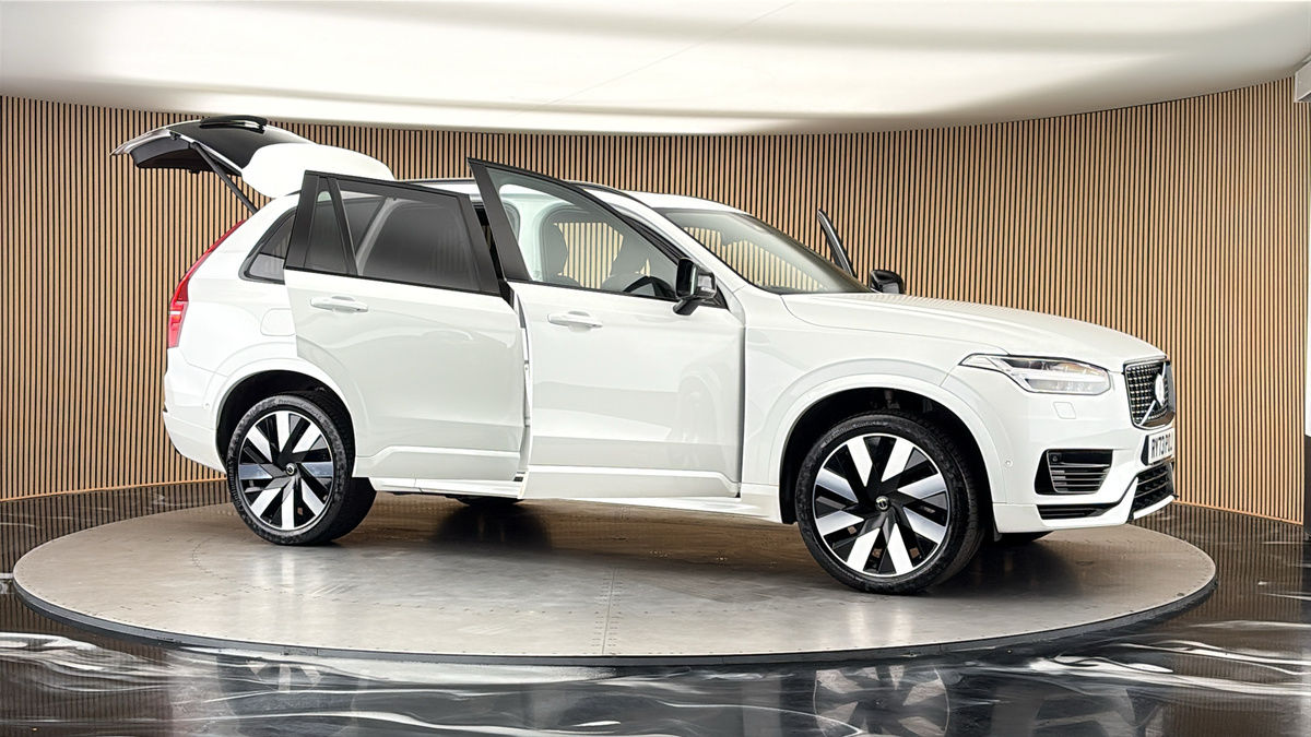 More views of Volvo XC90
