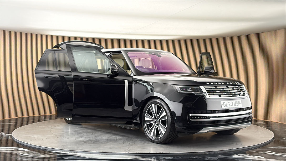More views of Land Rover Range Rover